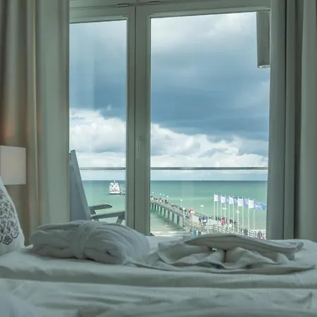 Strandschloss Direkt An Der Seebruecke, Luxuspur * Binz