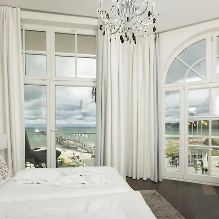 Appartement Strandschloss Direkt An Der Seebruecke, Luxuspur Binz
