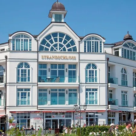 Strandschloss Direkt An Der Seebruecke, Luxuspur *